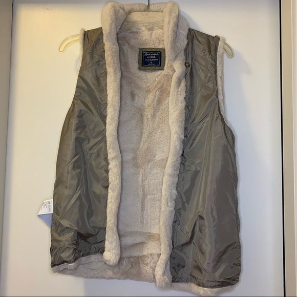 ABERCROMBIE & FITCH | Parka w/ Removable Lining - Picture 3 of 5
